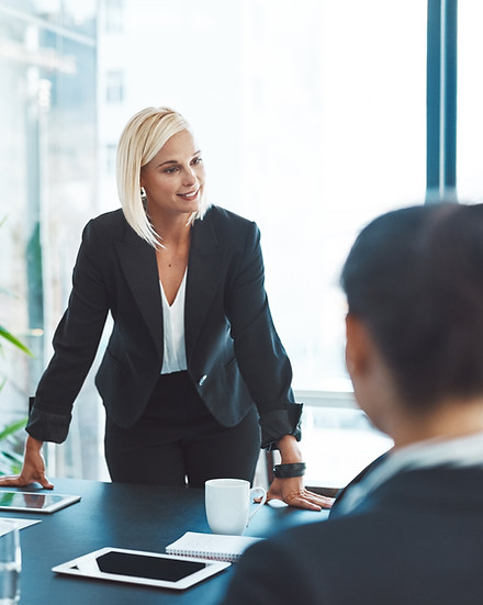 business-meeting-with-confident-woman-in-modern-of-2026-01-09-09-45-47-utc.jpg