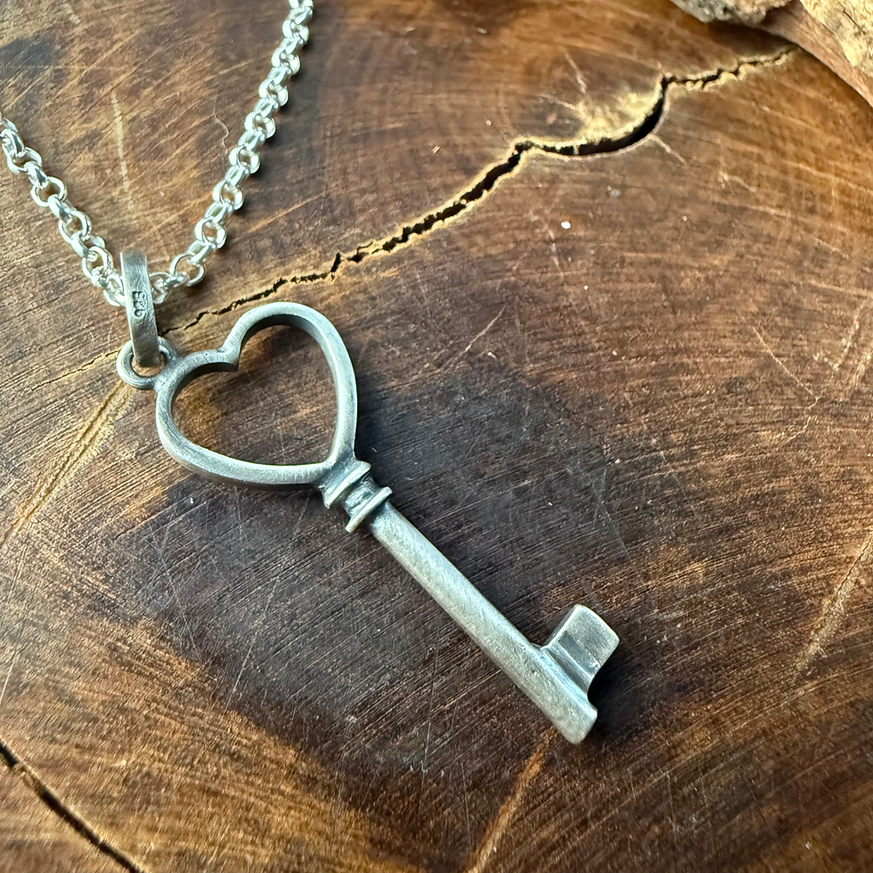 Miniatura: Pingente chave coração 