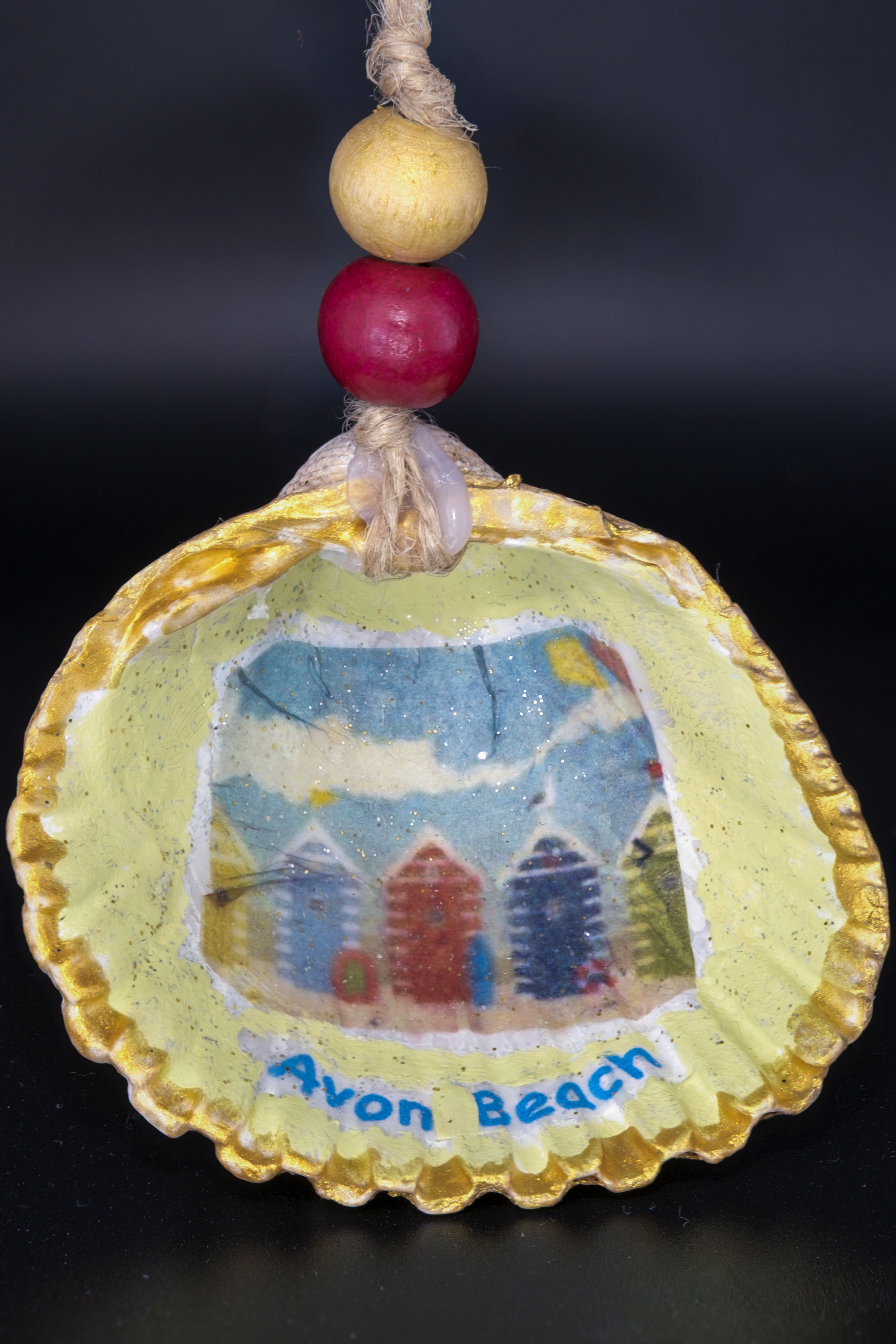 Decoupage Shell