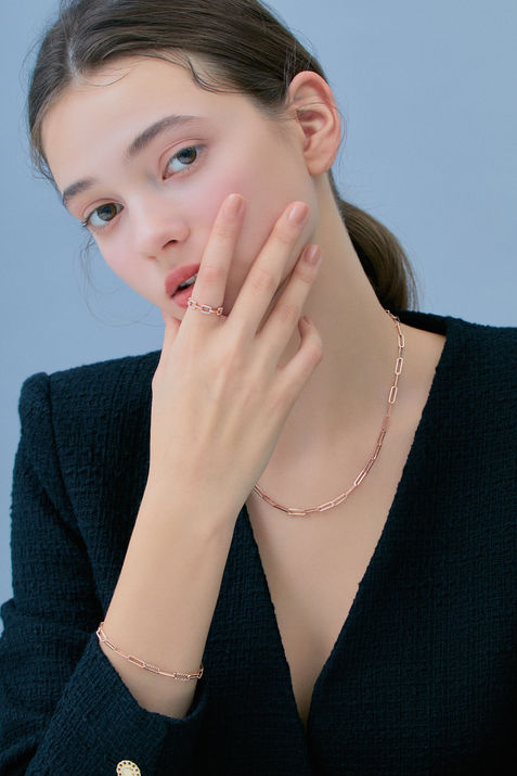 211124 jestina 07-081 final.jpg