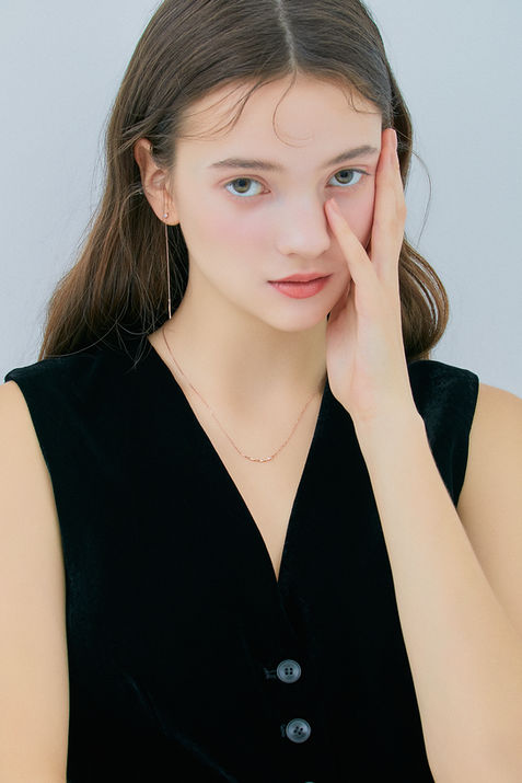 211124 jestina 03-077 final.jpg