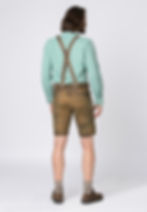 Mann i Lederhosen kostyme med skjorte til Oktoberfest