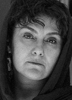 زویا پیرزاد