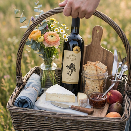 מארזי פיקניק לעונת הפריחות של עמק האלה: איפה לפרוס את המחצלת ומה מחכה לכם במארזים