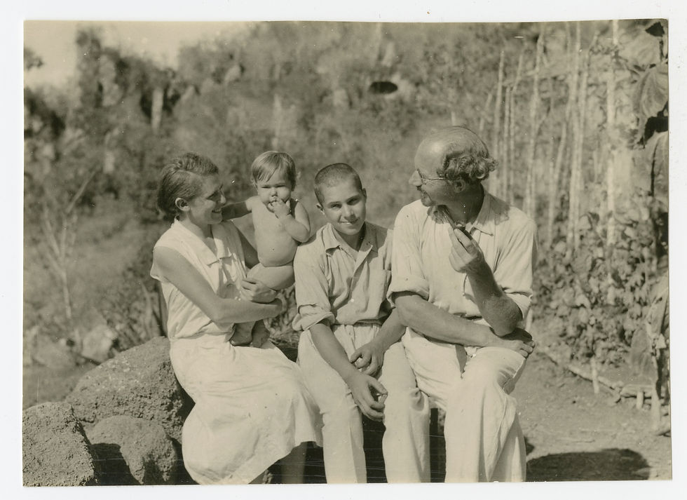 Rodzina Wittmerów - Margaret, Rolf, Harry i Heinz - na Floreanie
