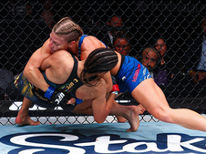 Kayla Harrison mauls Julianna Peña to become champion, faces off with Amanda Nunes after dominant UFC 316 submission