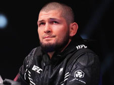 Khabib Nurmagomedov Kicked Off Vegas Flight Ahead of UFC 311