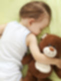 bebe_dort_peluche-main-11332551_edited.jpg