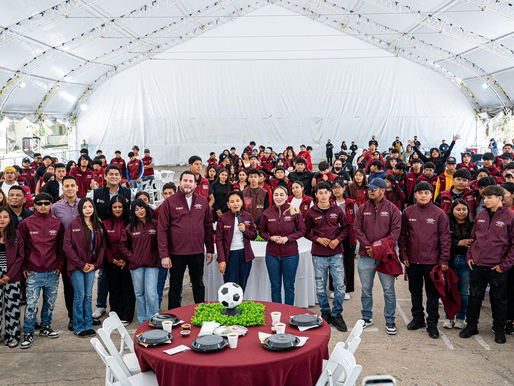 *Convive Ismael Burgueño con Jóvenes Sembradores de Paz*