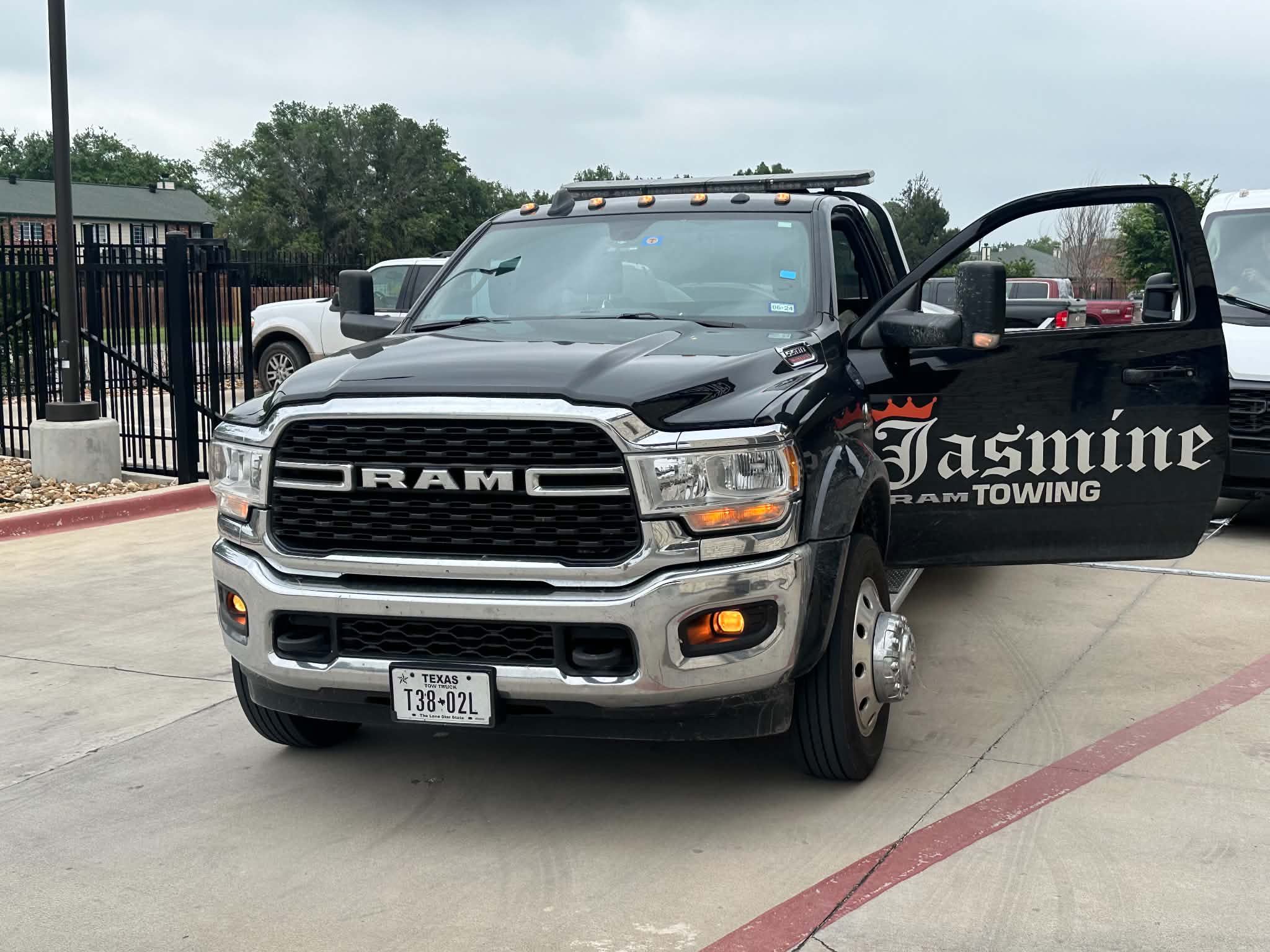 Alvarado Towing & Roadside Assistance