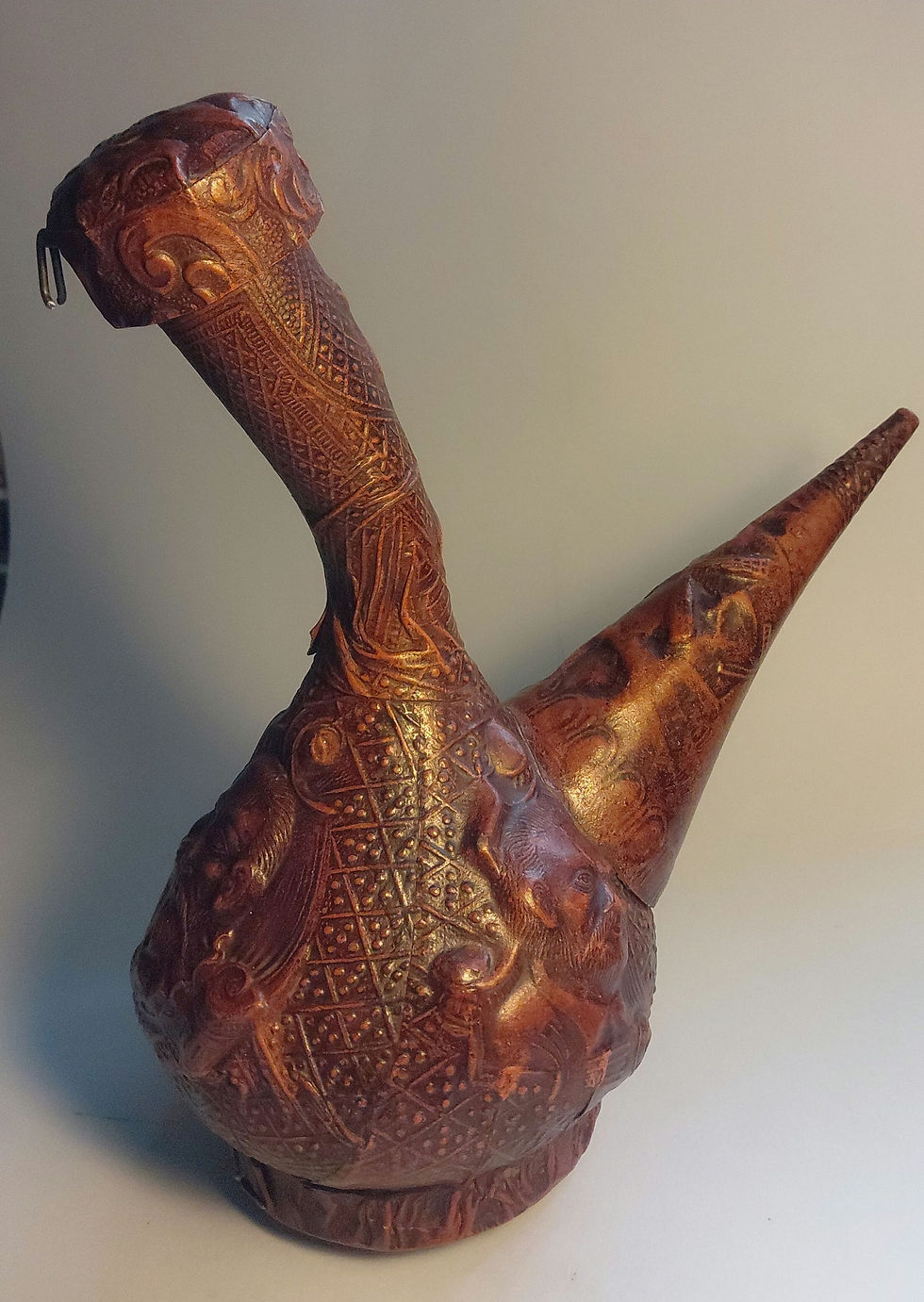 Thumbnail: Vintage Musical Leather Porrón Wine Decanter
