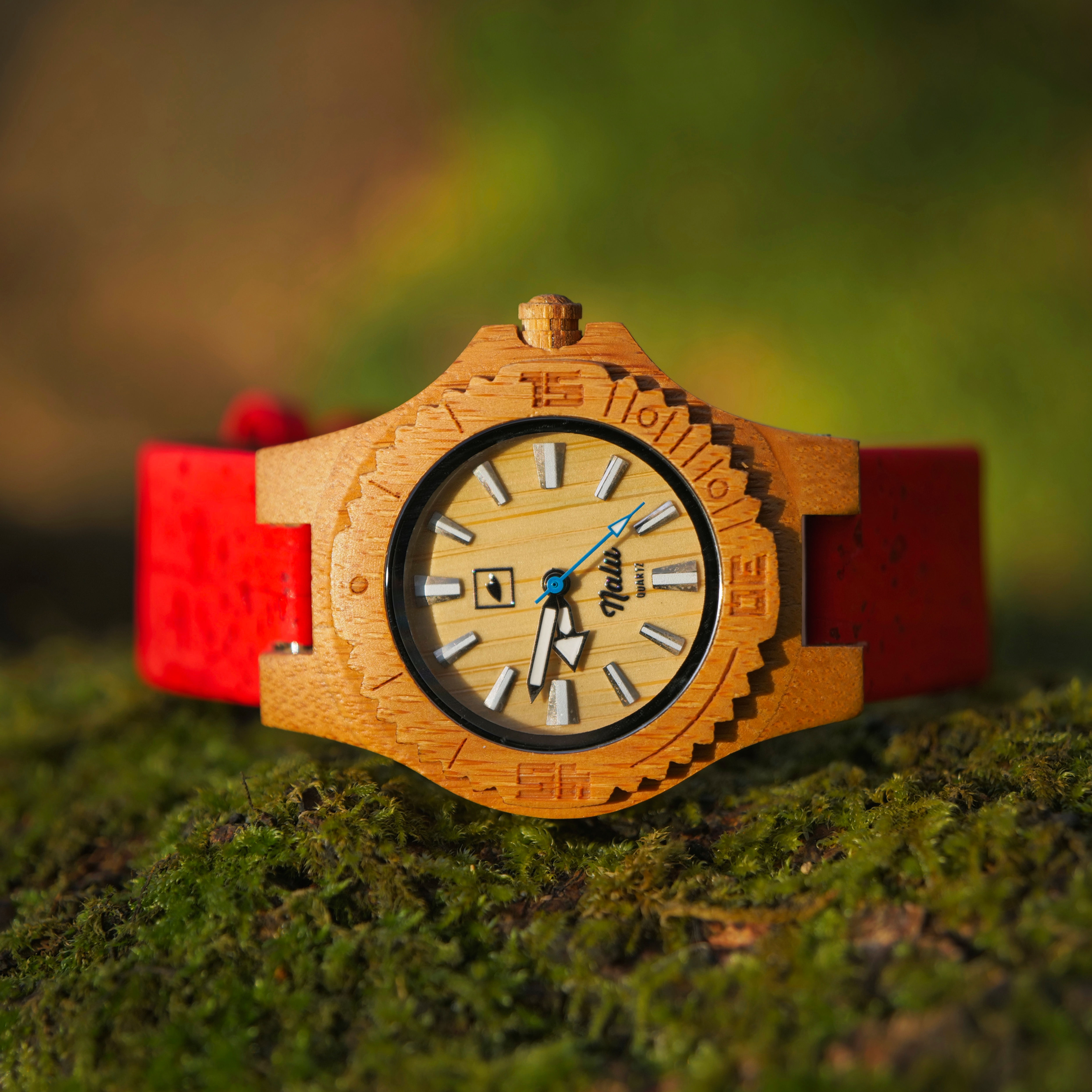 NALU Small Bamboo Watch Red Cork Strap