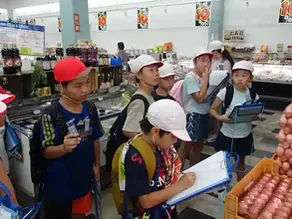3年生 スーパーマーケット見学