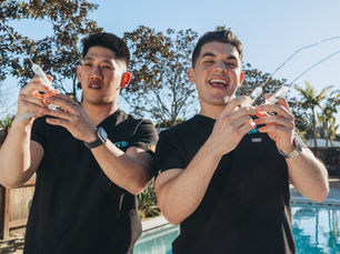 Two IV nurses with syringes in LA