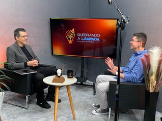 Gustavo Taniguchi é o entrevistado no “Quebrando a Lâmpada” da RedeTV! Paraná 