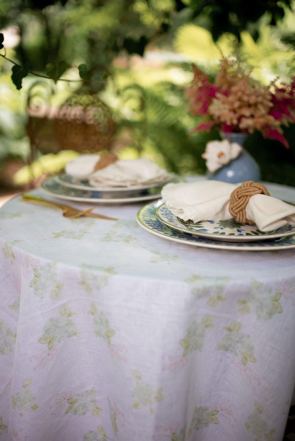 Thumbnail: Hydrangea Linen in Lime