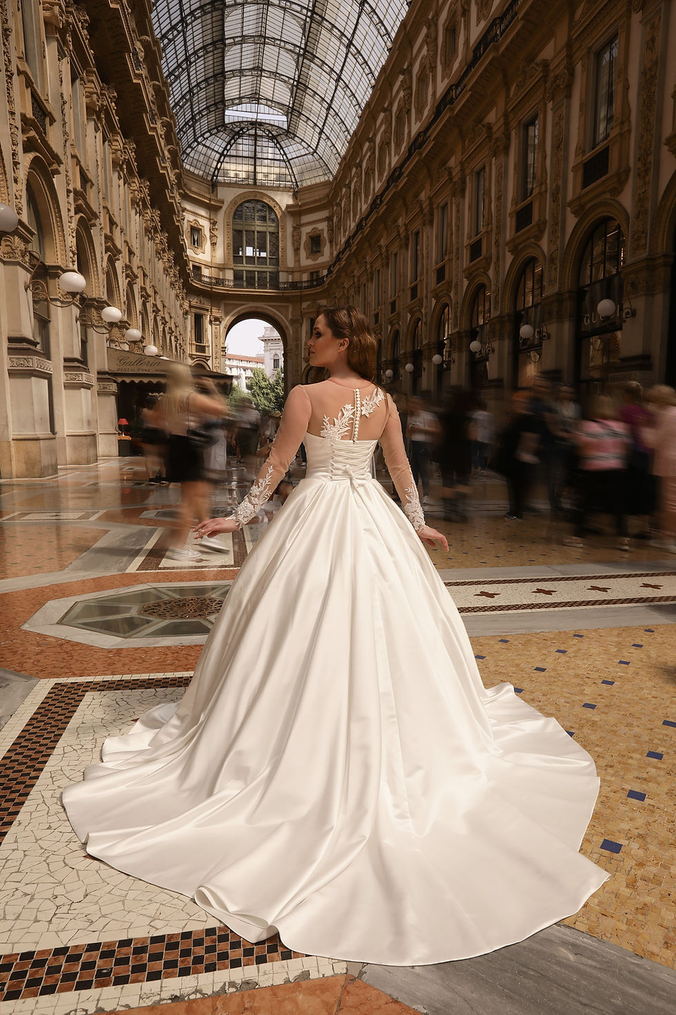 Miniature : Felicia - Robe de mariée Princesse 2 en 1 Boléro amovible