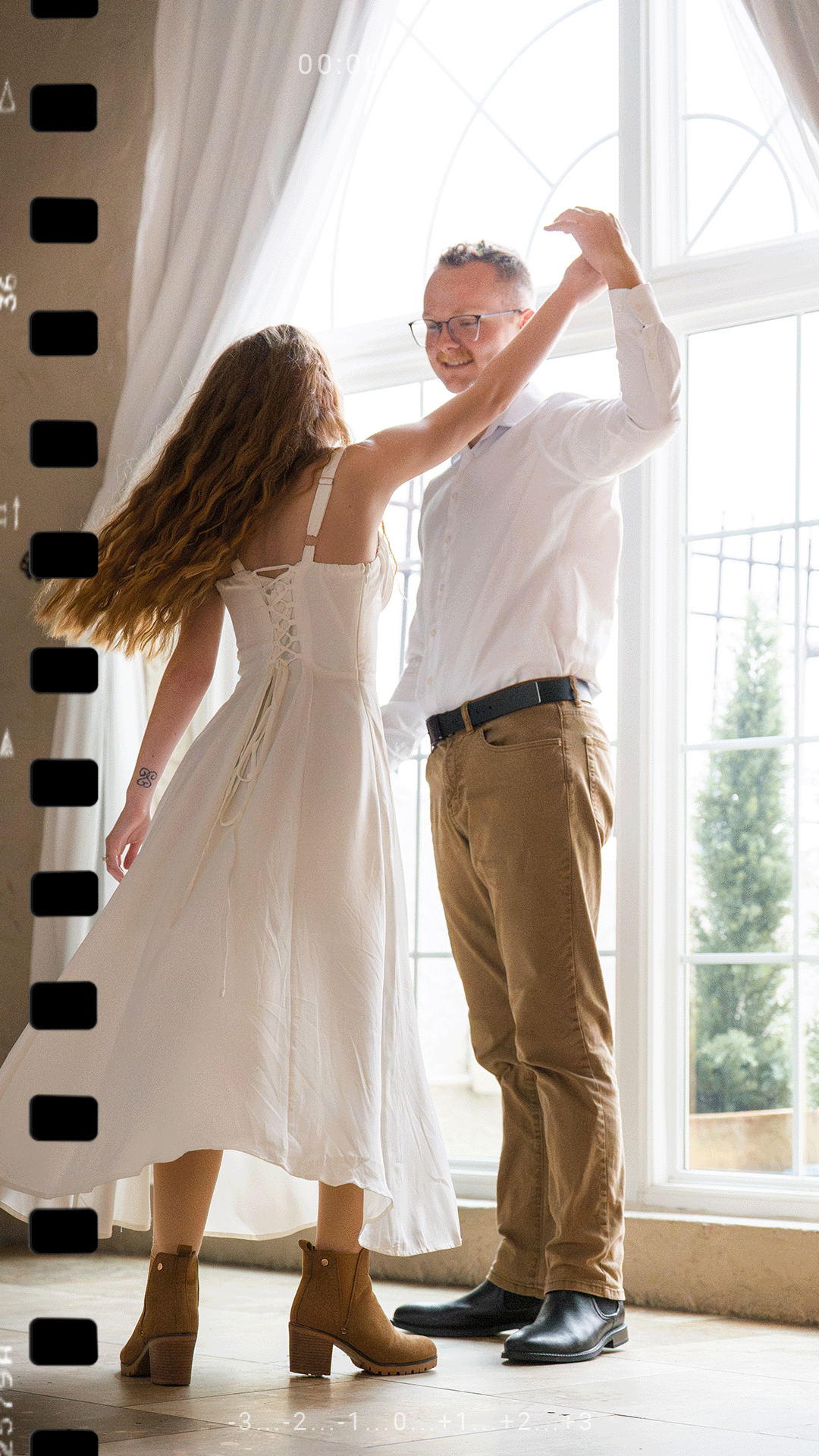 Couple Dancing Together.gif