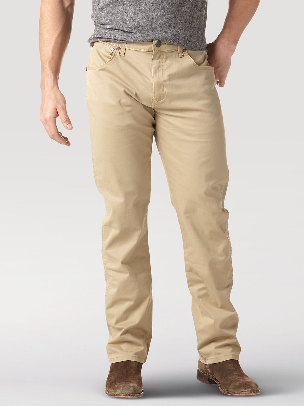 Thumbnail: Men's Wrangler Retro Slim Straight Jean