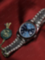 Часы Rolex Datejust 41 мм Синий санберст на стальном браслете Jubilee с зеленым круглым тегом бренда