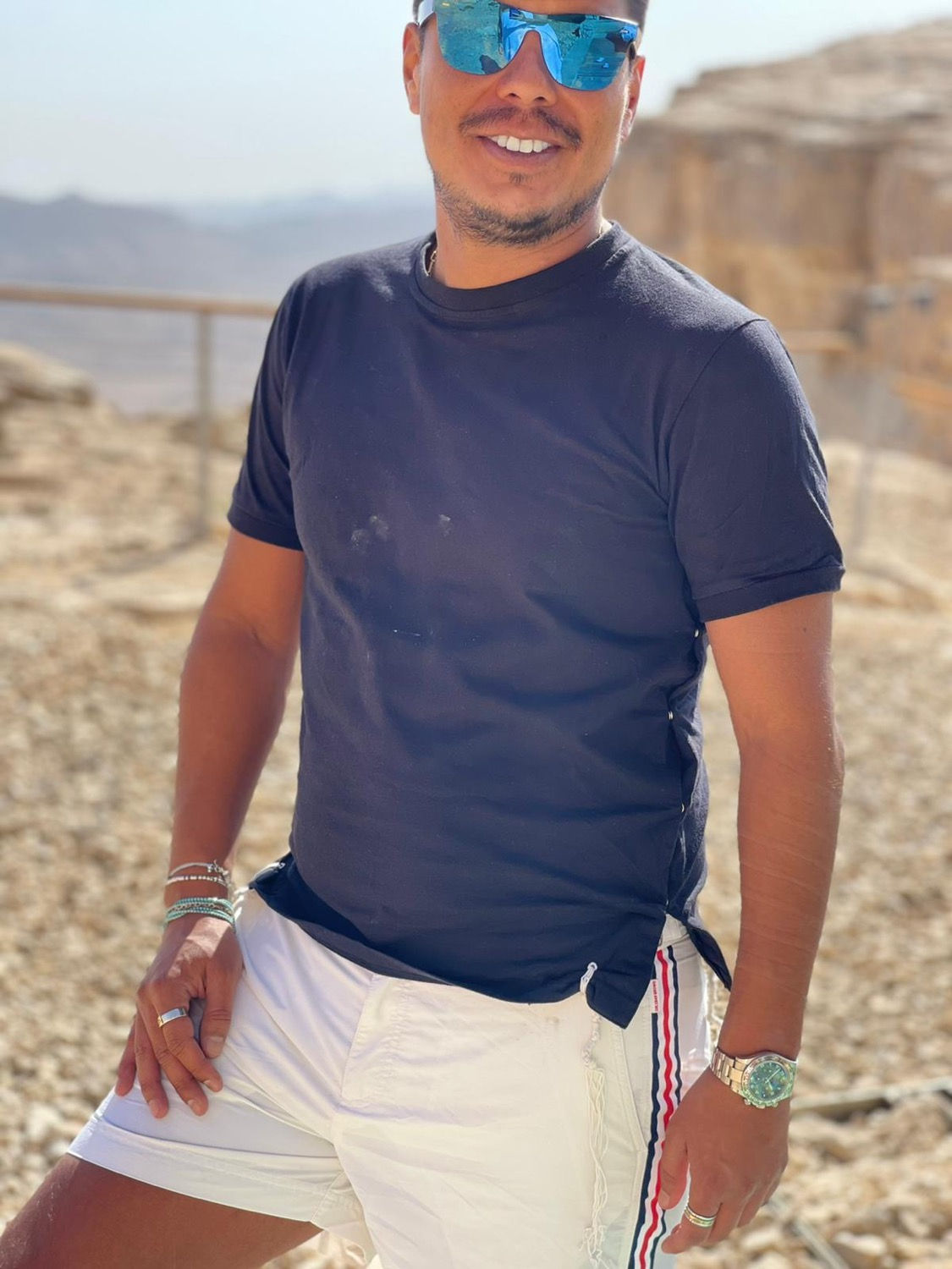 Men classic Tzitzit T-shirt