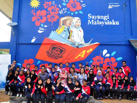 Mural says 'Sayangi Malaysiaku'