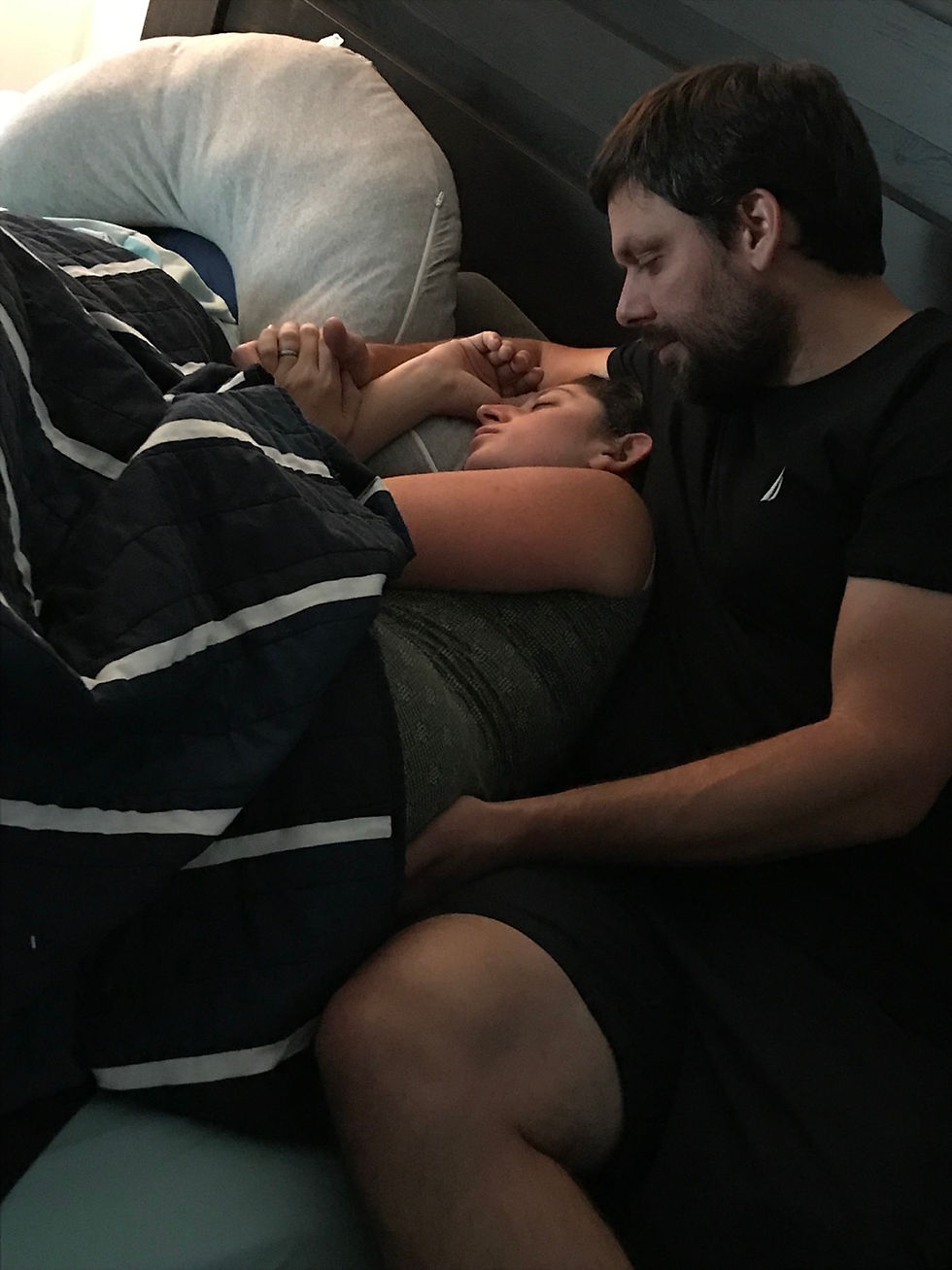 Side lie relaxation position beneficial when contractions are long and strong