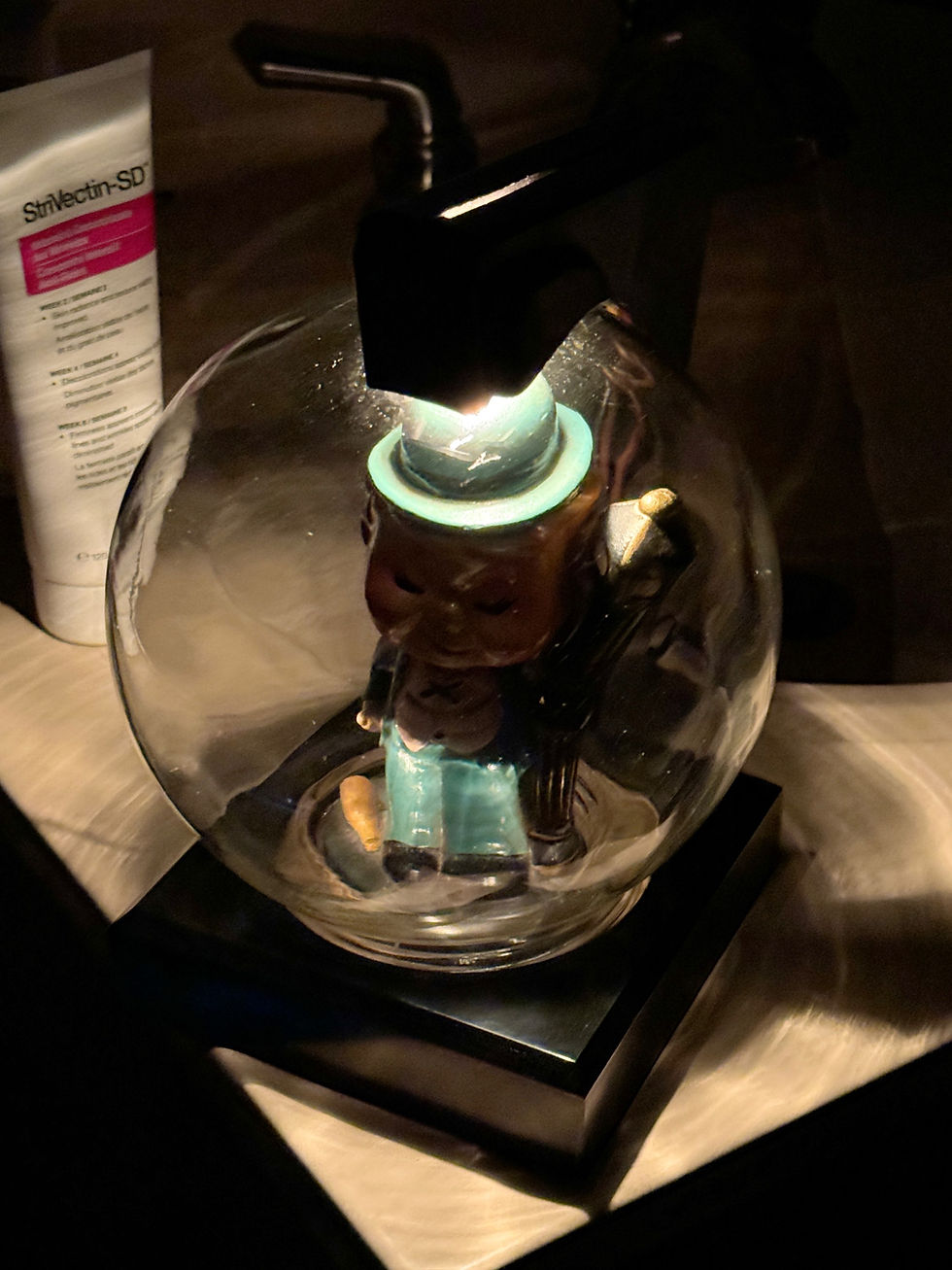 Thumbnail: BOWL O' BEAUTY RARE VINTAGE ART DECO BAKELITE ILLUMINATED LEPRECHAUN LAMP LIGHT