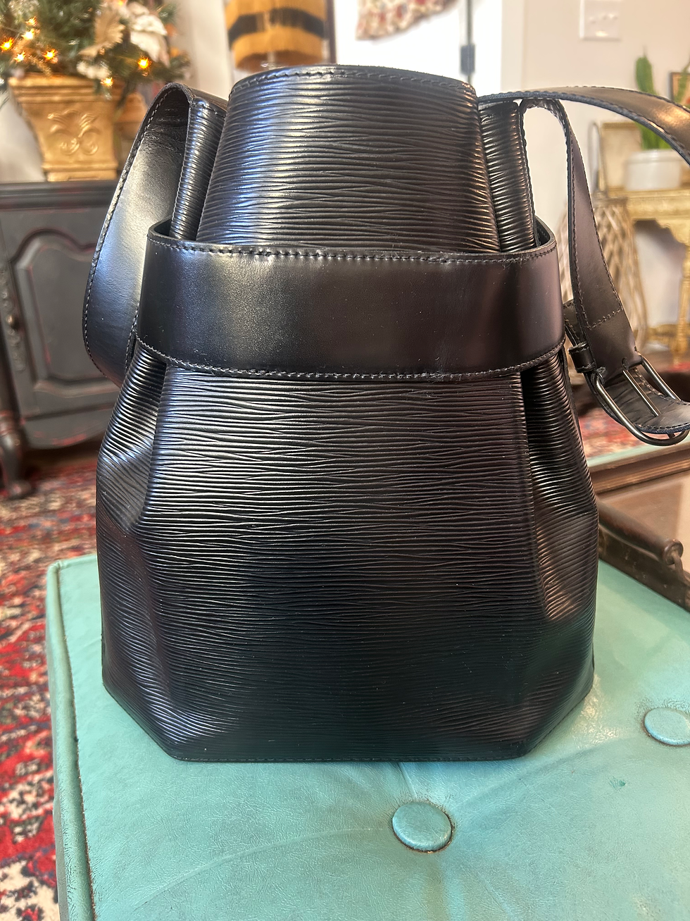 Thumbnail: Louis Vuitton Sac D’epaule PM Black Epi Leather Shoulder Bag France 1996 Vintage