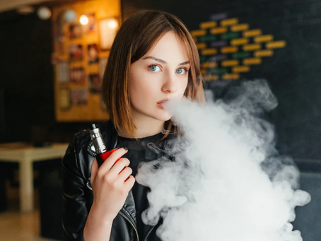No solo es inhalar vapor, conoce los tipos de calada al vapear.