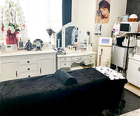 Private Salon VIOLUS