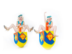 The Schlep Sisters by Ben Trivett 2015