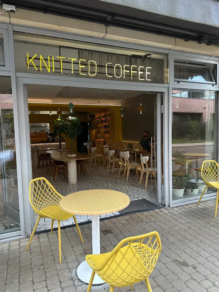 Knitted Coffee