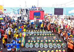 Carnaval - Salvador Bahia -  Itaú