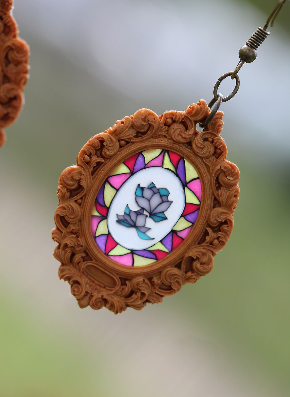 Thumbnail: Peau d'âne's earrings