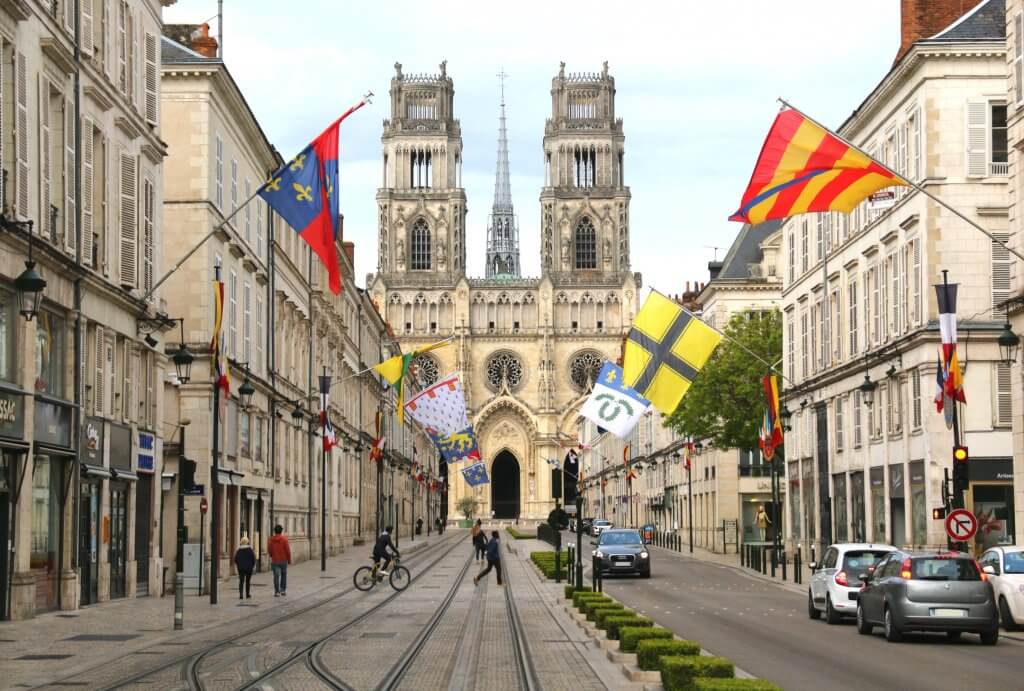 orleans-cathedrale.jpg
