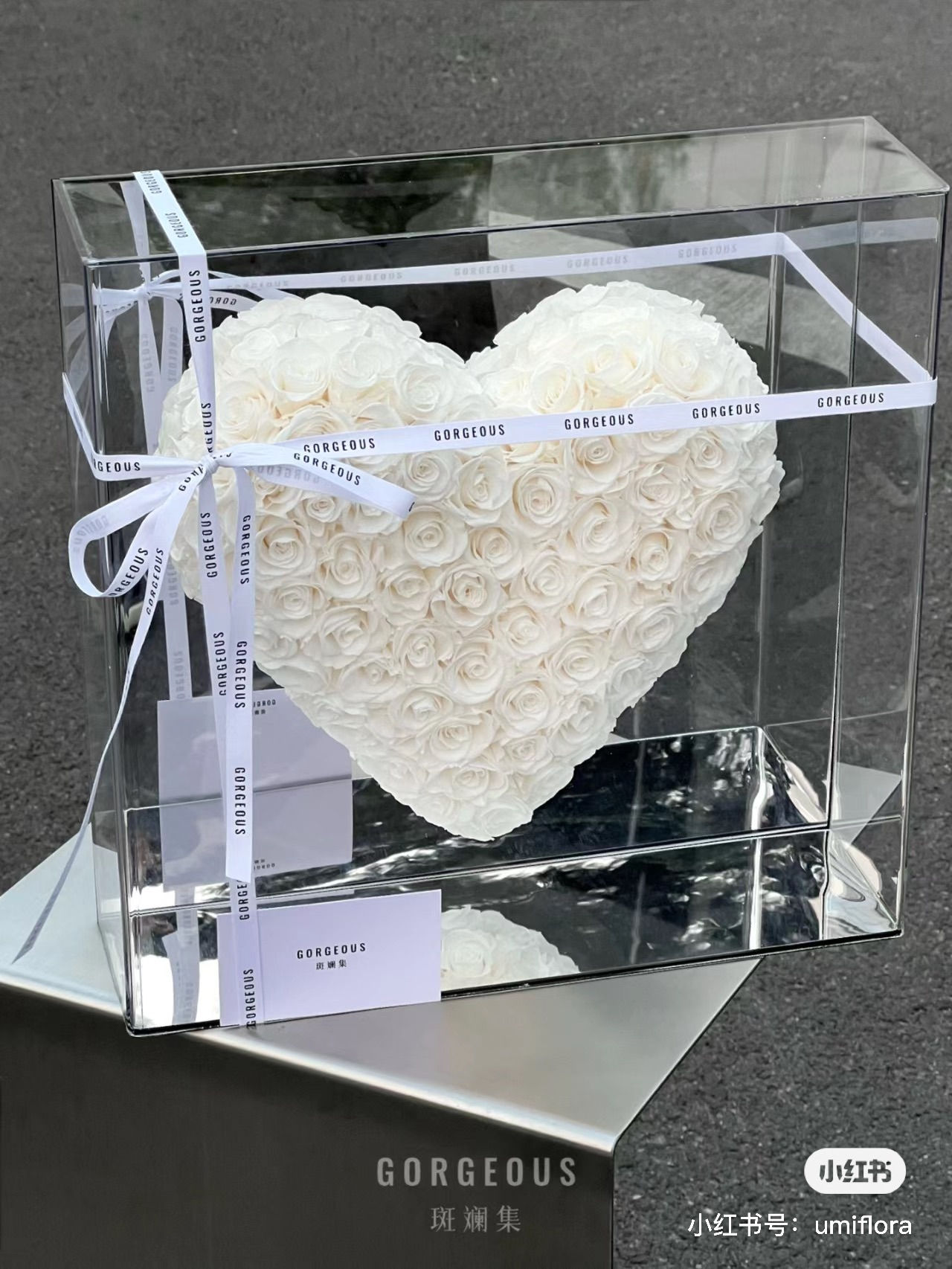 White Heart Shape Preserved Rose Box