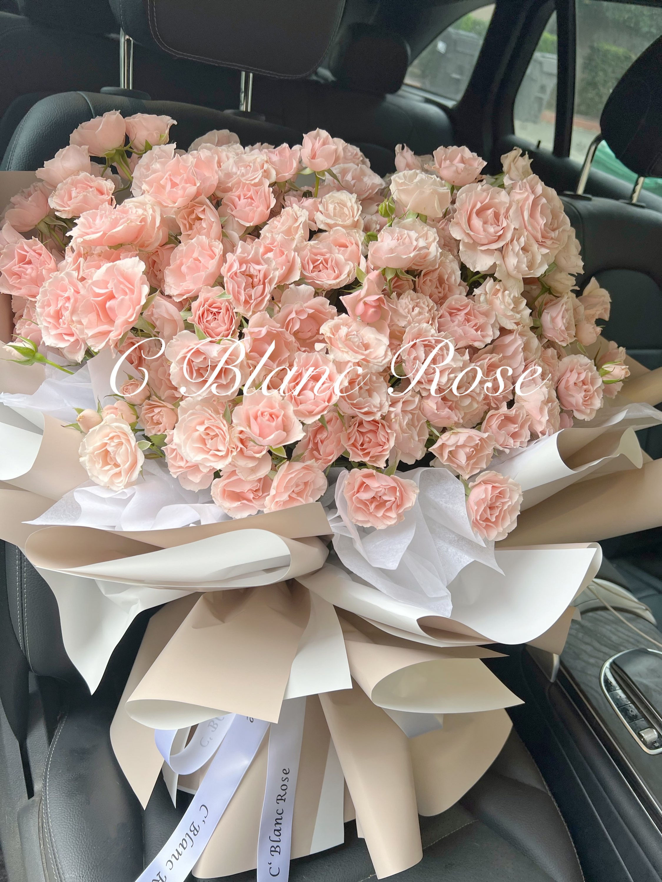 Imported Sweet Mini Roses (Large)