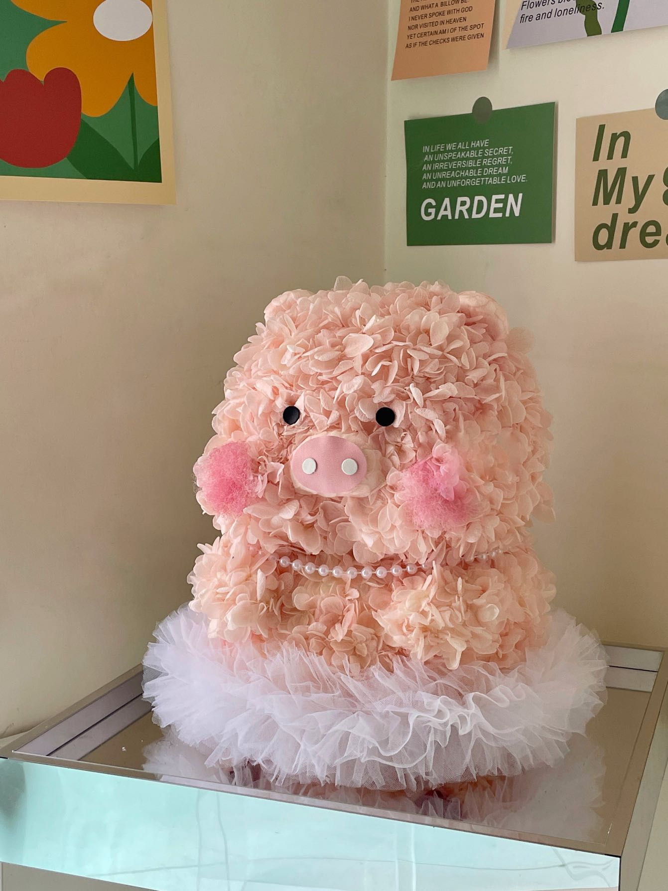 Pinky Piggy Preserved Flower Box