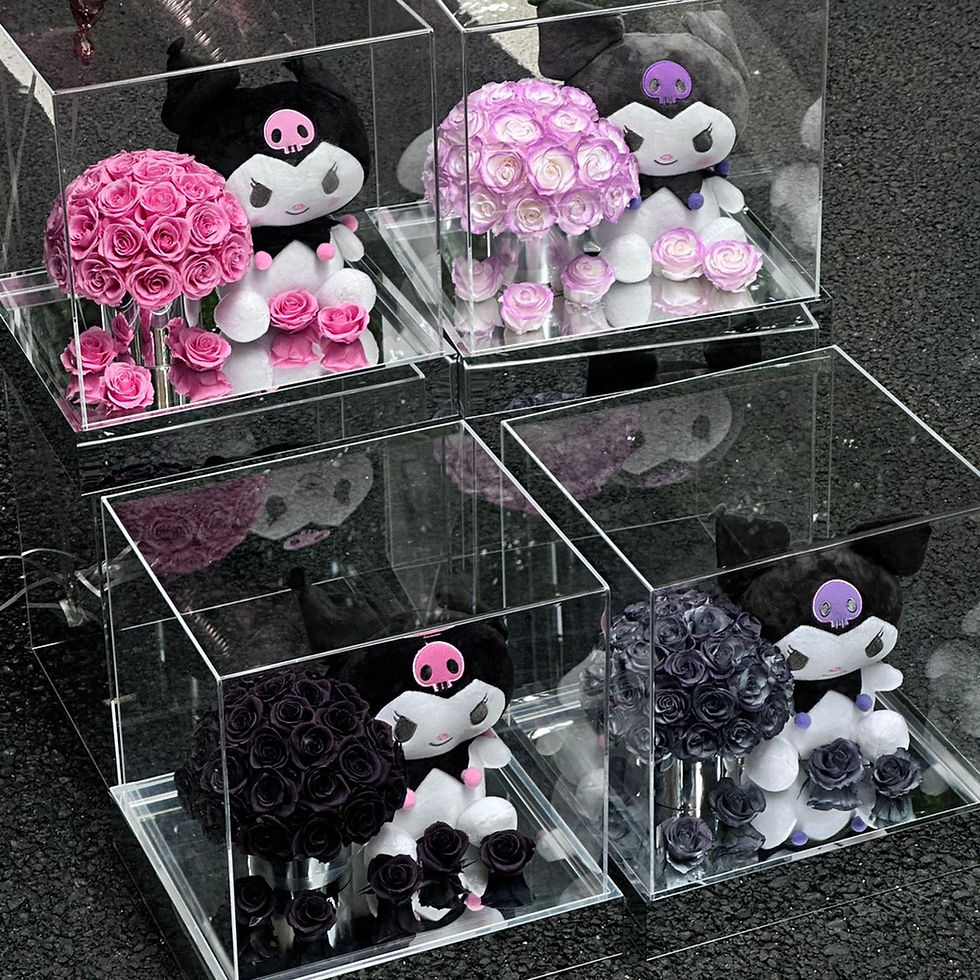 Thumbnail: Black Kuromi Preserved Rose Box