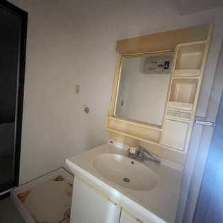 洗面化粧台リフォーム前