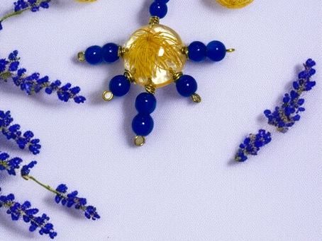 Best Resin Jewellery Gifts for Women (Handmade & Unique)