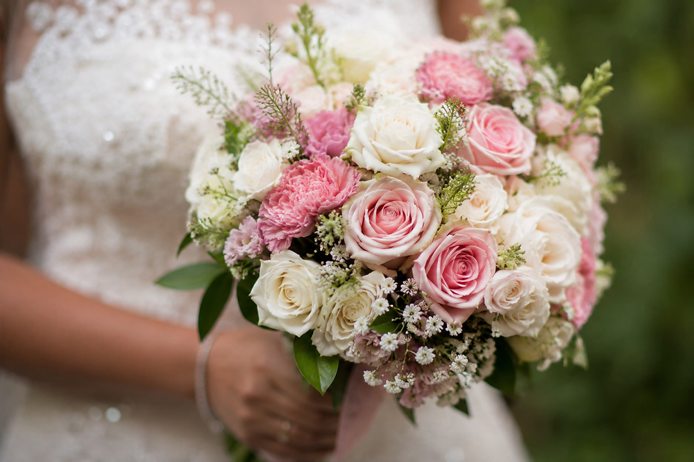 Wedding Flower Preservation Ideas: 15 Beautiful Keepsakes You Can Create