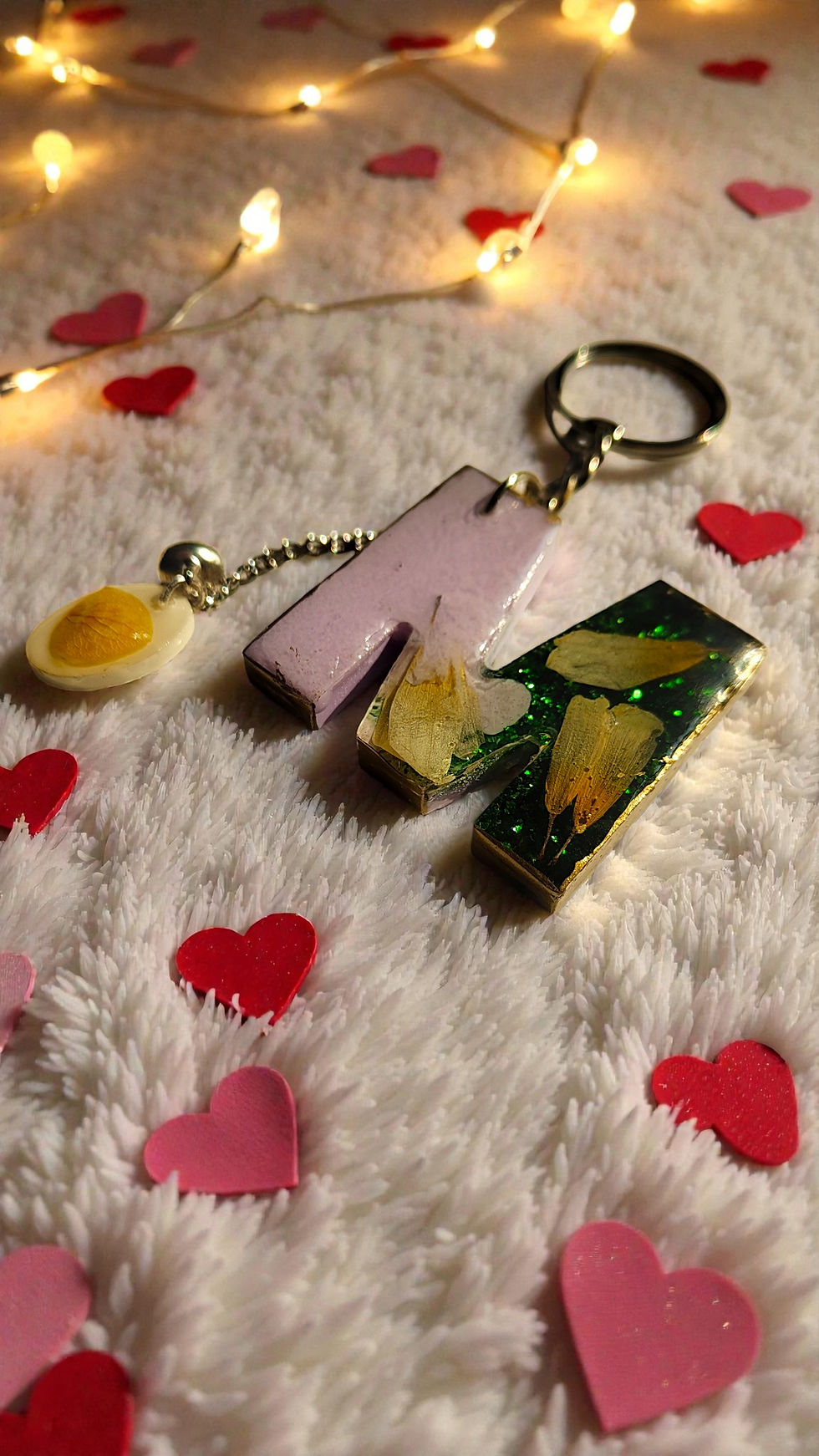Thumbnail: Custom M Alphabet Resin Keychain with Real Flower and Glitter – Unique Keepsake