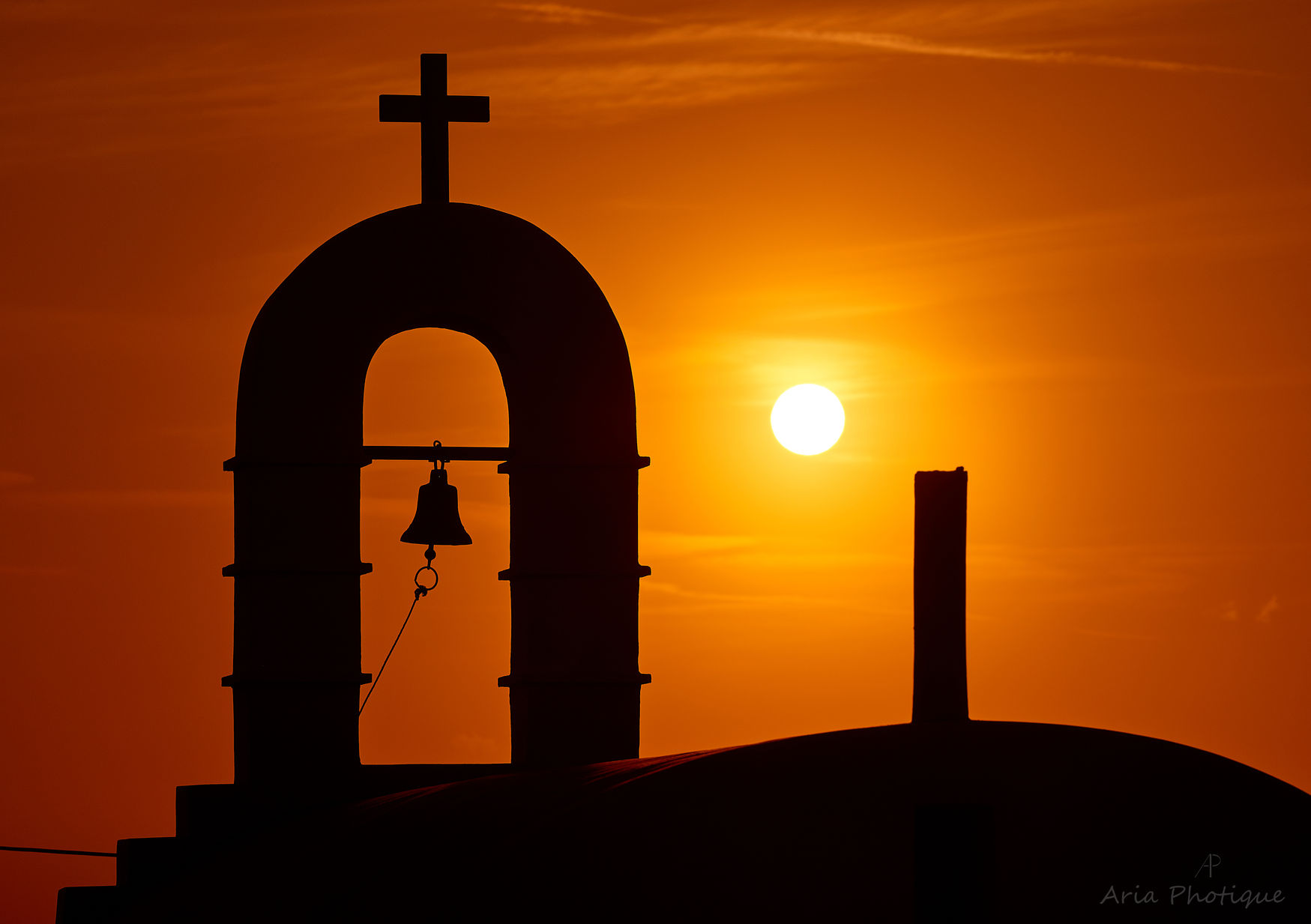 TM15_3792_Sunset beyond the arch bell.jpg