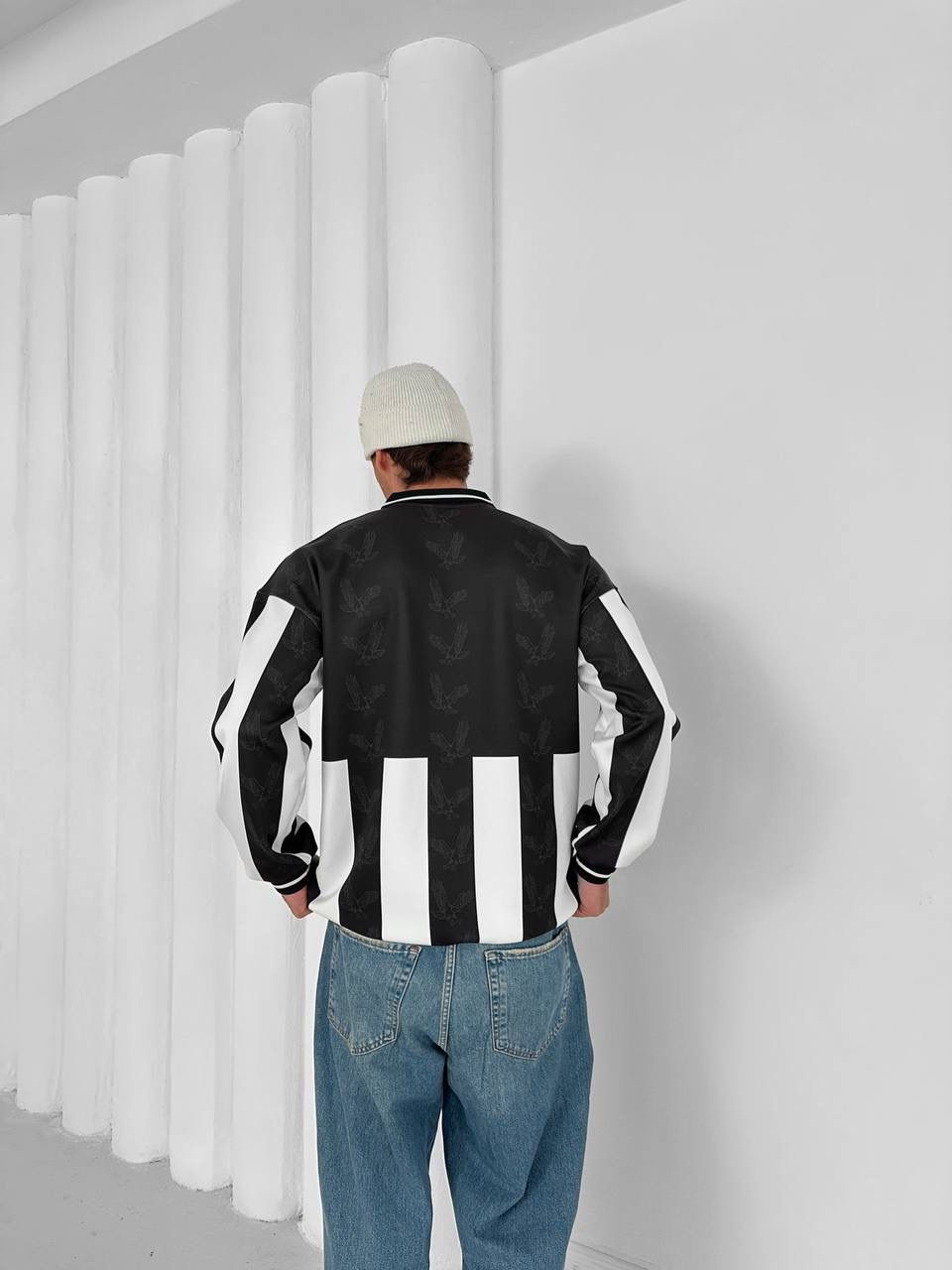 Küçük resim: Kartal Nakış Logo Polo Yaka Çubuklu Oversize Sweatshirt