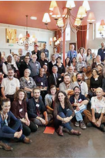 Collectif au réseau diversifié