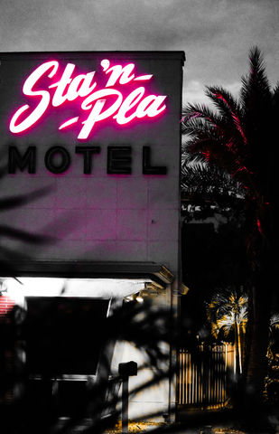 Sta 'N Pla Motel