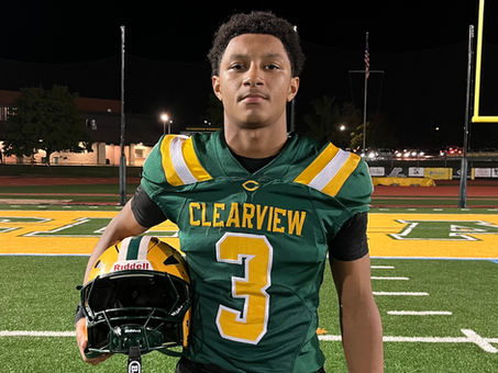 Clearview football staves off late comeback attempt as postseason race heats up