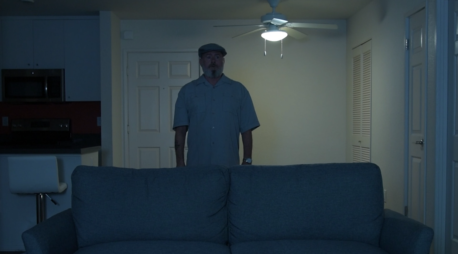 SedaAnbarci_FrankAndCrystalFinalCut_D.00_00_42_02.Still001.png